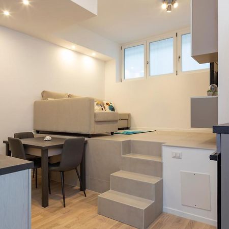 I Host Apartment - Val Strona 6 Milano Ngoại thất bức ảnh