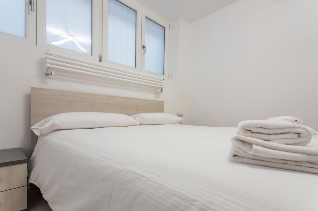 I Host Apartment - Val Strona 6 Milano Ngoại thất bức ảnh